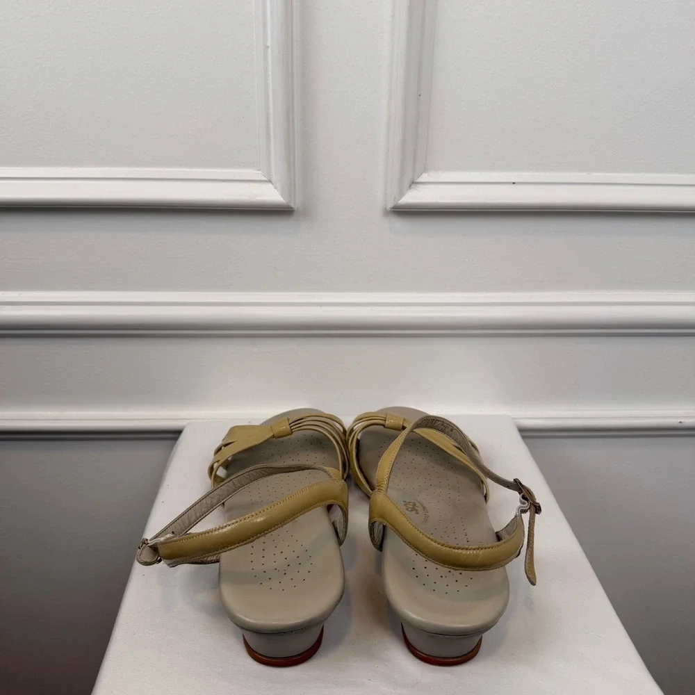 SAS Tripad Comfort Beige Patent Leather Wedge Sandals Womens 10 M Strappy Bow